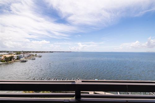 702-and-703-5700 Mariner St, TAMPA, FL, 33609-3462 | Card Image