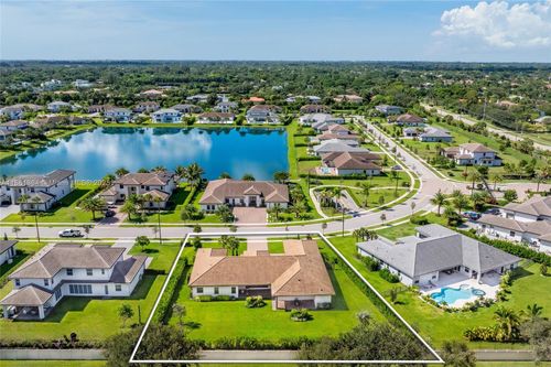 11125 N Sierra Ranch Dr, Davie, FL, 33324-4283 | Card Image
