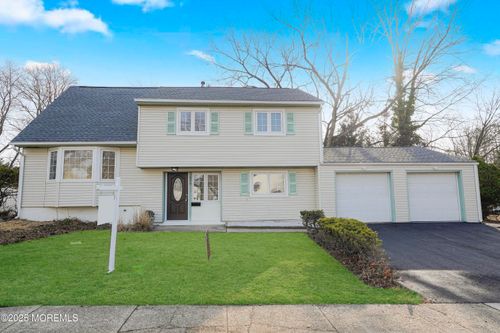 620 Laurel Ave, Hazlet, NJ, 07730-2681 | Card Image