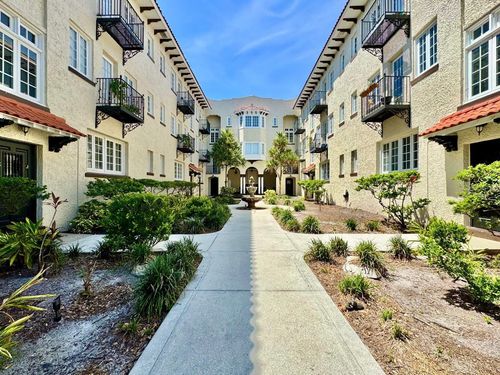 d1-2117 W Dekle Ave, TAMPA, FL, 33606-3180 | Card Image
