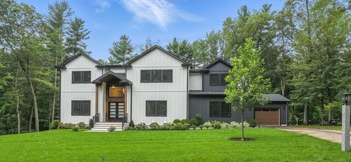 23 Hilltop Dr, Bedford, MA, 01730-1328 | Card Image