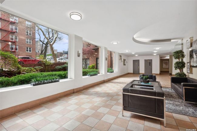 APT-4M - 103-25 68 Th Ave, Home with 1 bedrooms, 1 bathrooms and null parking in Forest Hills NY | Image 9