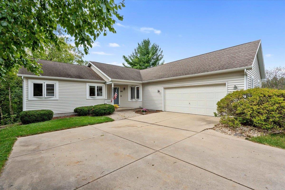 Anna Ct, Waterloo, WI 53594