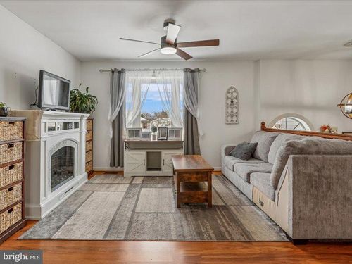 33 Musket Ct, TANEYTOWN, MD, 21787-2258 | Card Image