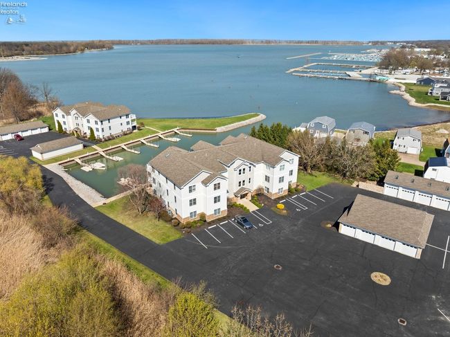 L3F - 6011 E Harbor Rd, Condo with 3 bedrooms, 2 bathrooms and 1 parking in Marblehead OH | Image 52