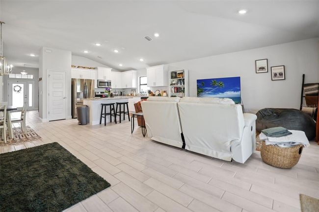 6127 164 Th Ave E, House other with 3 bedrooms, 2 bathrooms and null parking in Parrish FL | Image 8