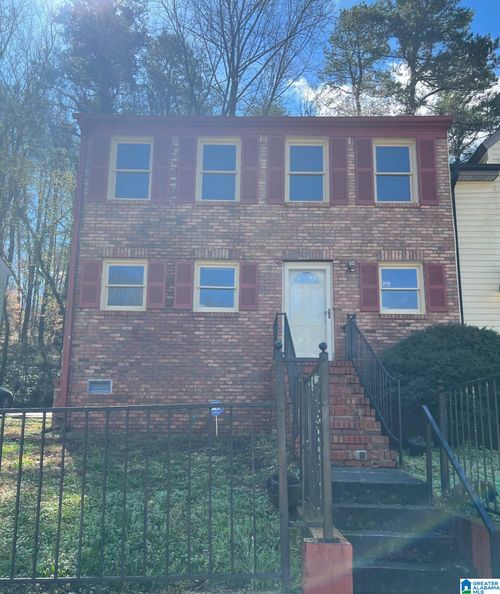 735 Eastern Manor Ln, BIRMINGHAM, AL, 35215-8463 | Card Image