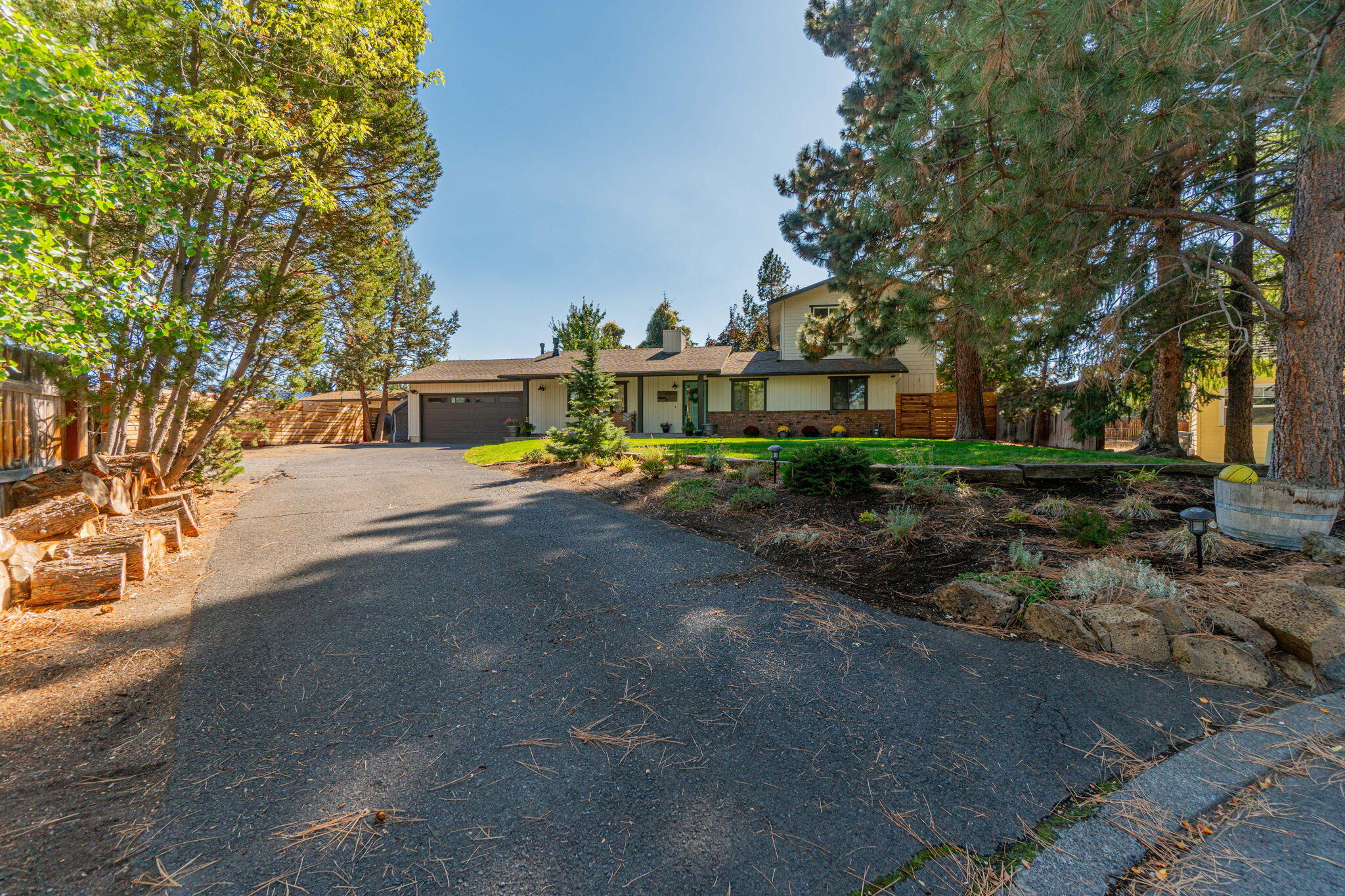 Tourmaline Ln, Bend, OR 97703