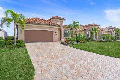 5903 Brandon Run, House other with 4 bedrooms, 2 bathrooms and null parking in Lakewood Ranch FL | Image 2