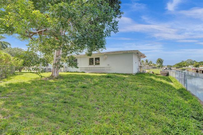6091 Sw 14 Th St, House other with 4 bedrooms, 2 bathrooms and null parking in Plantation FL | Image 34