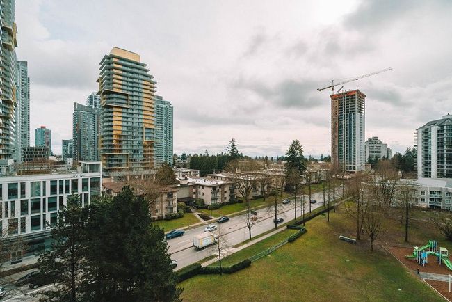 901 - 4350 Beresford Street, Condo with 2 bedrooms, 2 bathrooms and 1 parking in Burnaby BC | Image 27