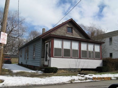 411 Wilson St, Erie, PA, 16507-1829 | Card Image