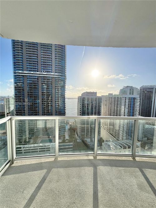 apt-3705-1060 Brickell Ave, Miami, FL, 33131-3927 | Card Image