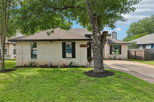 2000 Zephyr Ln, Round Rock, TX, 78664-7177 | Card Image