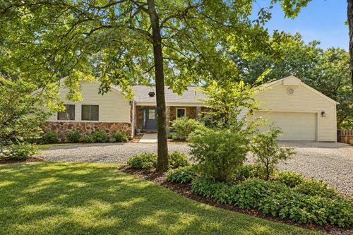 107 Crossbow Pl, Fairfield Bay, AR, 72088-4123 | Card Image