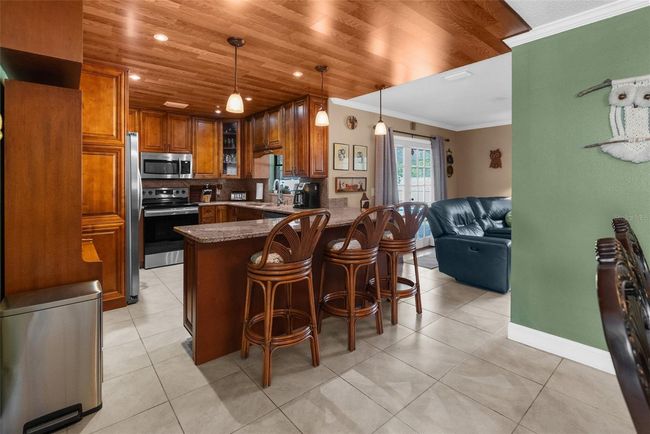 7489 Gates Cir, House other with 3 bedrooms, 2 bathrooms and null parking in SPRING HILL FL | Image 11