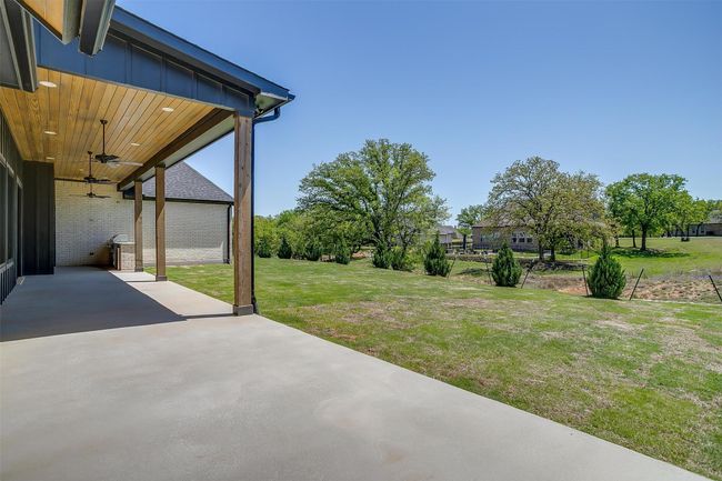 269 Sugartree Cir, House other with 5 bedrooms, 5 bathrooms and null parking in Lipan TX | Image 37