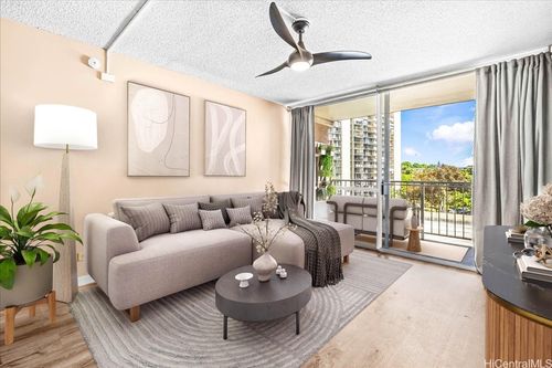 209-98-450 Koauka Loop, Aiea, HI, 96701-4519 | Card Image