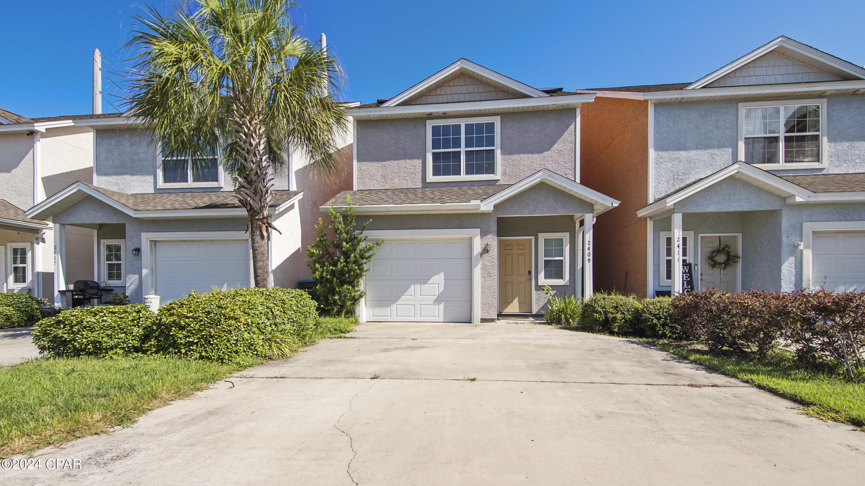 Causeway Manor Ct, Panama City, FL 32408