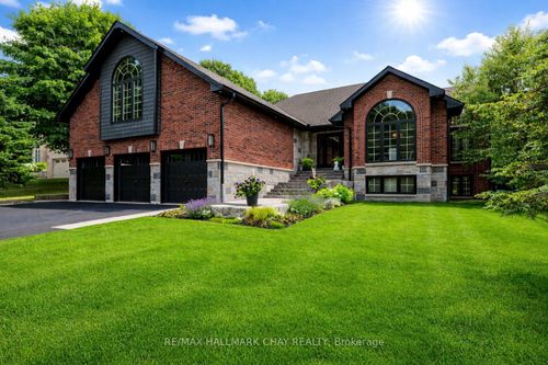 32 Forest Hill Dr, Midhurst, ON, L9X0J4 | Card Image