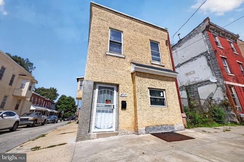 3717 Fairmount Ave, PHILADELPHIA, PA, 19104-1817 | Card Image