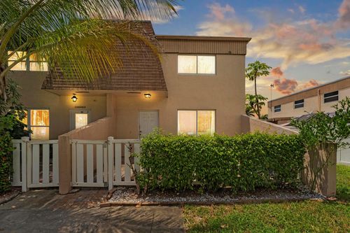 apt-i-1105 Nw 80th Ter, Margate, FL, 33063-3060 | Card Image