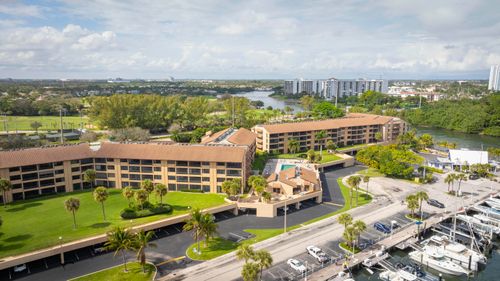 apt-216-1036 Us Highway 1, North Palm Beach, FL, 33408-3826 | Card Image