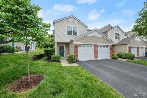4843 Heritage Heights Cir, Hazelwood, MO, 63042-1593 | Card Image