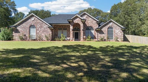 20402 Ashley Cir, Troup, TX, 75789-9541 | Card Image