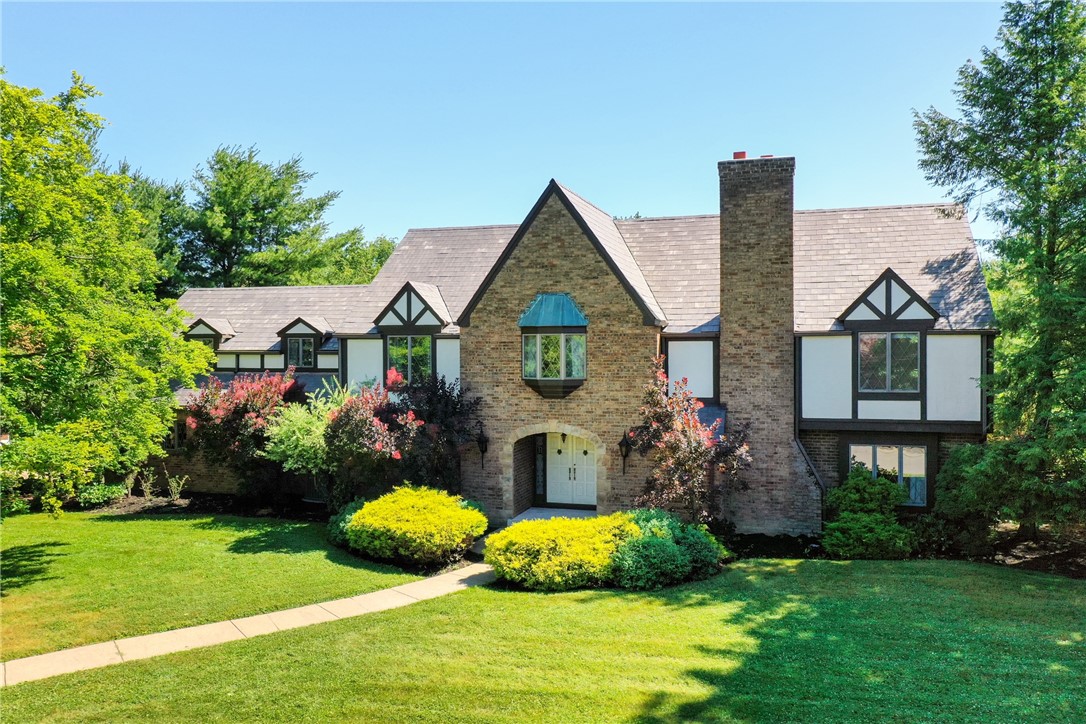 1719 Sturbridge Dr, Sold in Franklin Park Zoocasa
