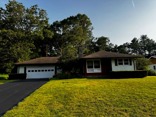 37 Edwardsen St, Killingly, CT, 06239-4114 | Card Image