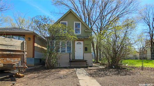 1943 Montreal Street, Regina, SK, S4P1L4 | Card Image