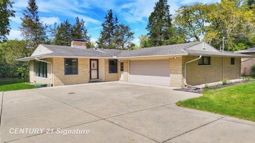 4505 Cedardale Ln, Flushing, MI, 48433-1013 | Card Image