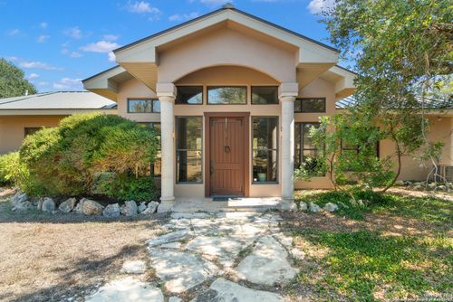 4205 Marion Rd, Marion, TX, 78124-1358 | Card Image