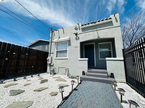 1249 88th Ave, Oakland, CA, 94621-1203 | Card Image