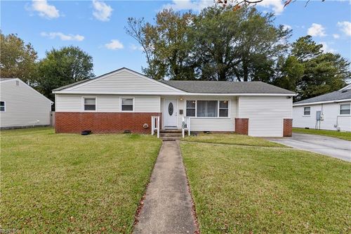 8029 Danbury Dr, Norfolk, VA, 23518-3107 | Card Image