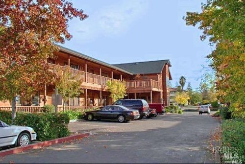 2635 Cleveland Ave, Santa Rosa, CA, 95403-2989 | Card Image