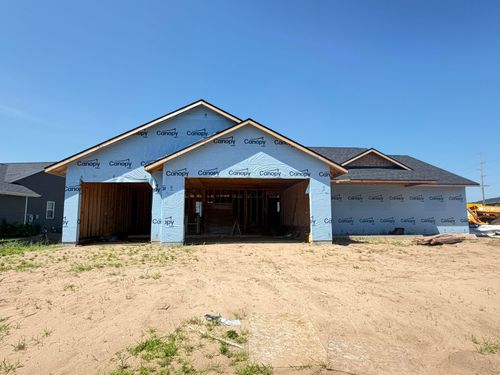 2001 Prairie Pl, Holmen, WI, 54636-2215 | Card Image