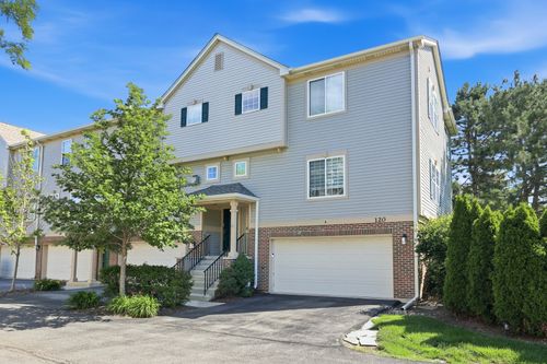 120 Monarch Dr, Streamwood, IL, 60107-3379 | Card Image