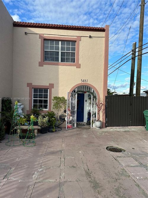 0-5481 Nw 171st Ter, Miami Gardens, FL, 33055-3936 | Card Image