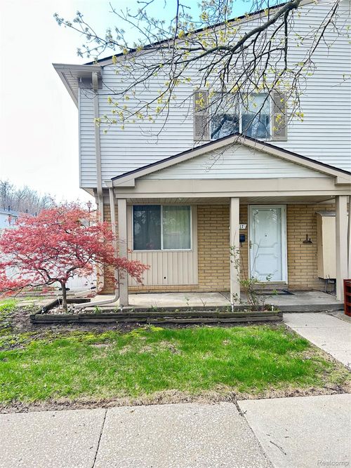 15417 Dupage Blvd, Taylor, MI, 48180-5245 | Card Image