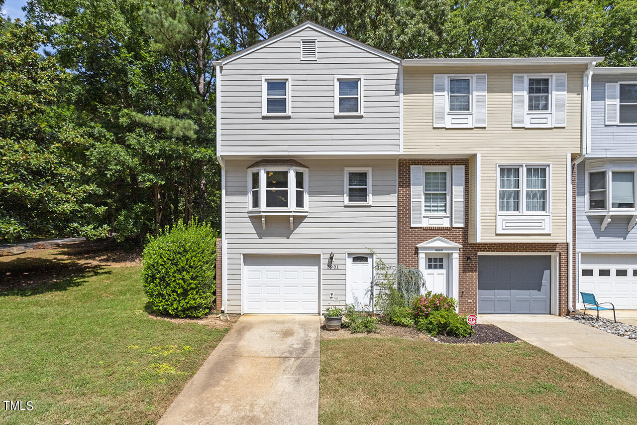 Dixon Dr, Raleigh, NC 27609
