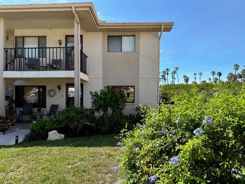 apt-4-9940 Eagles Point Cir, PORT RICHEY, FL, 34668-3616 | Card Image