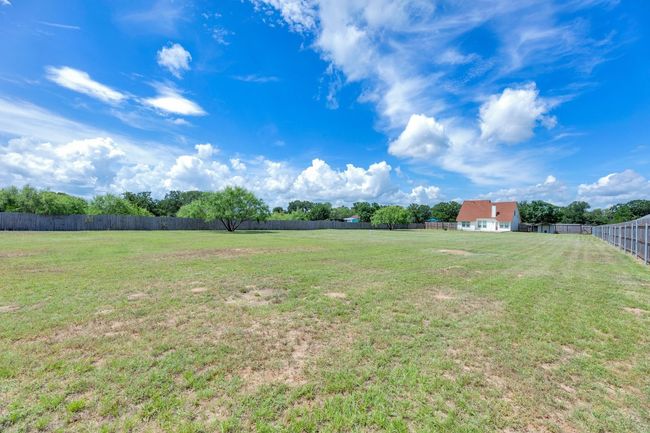 131 Martin Crossing Dr, House other with 3 bedrooms, 3 bathrooms and null parking in Cedar Creek TX | Image 26