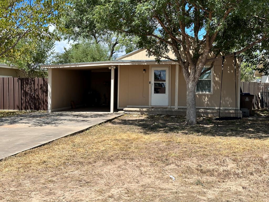 Roosevelt St, San Angelo, TX 76903