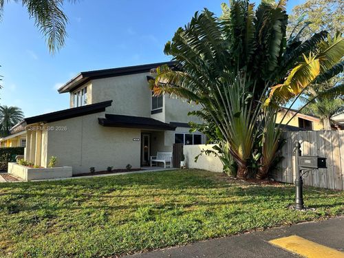 8320 Sw 39th Ct, Davie, FL, 33328-2904 | Card Image