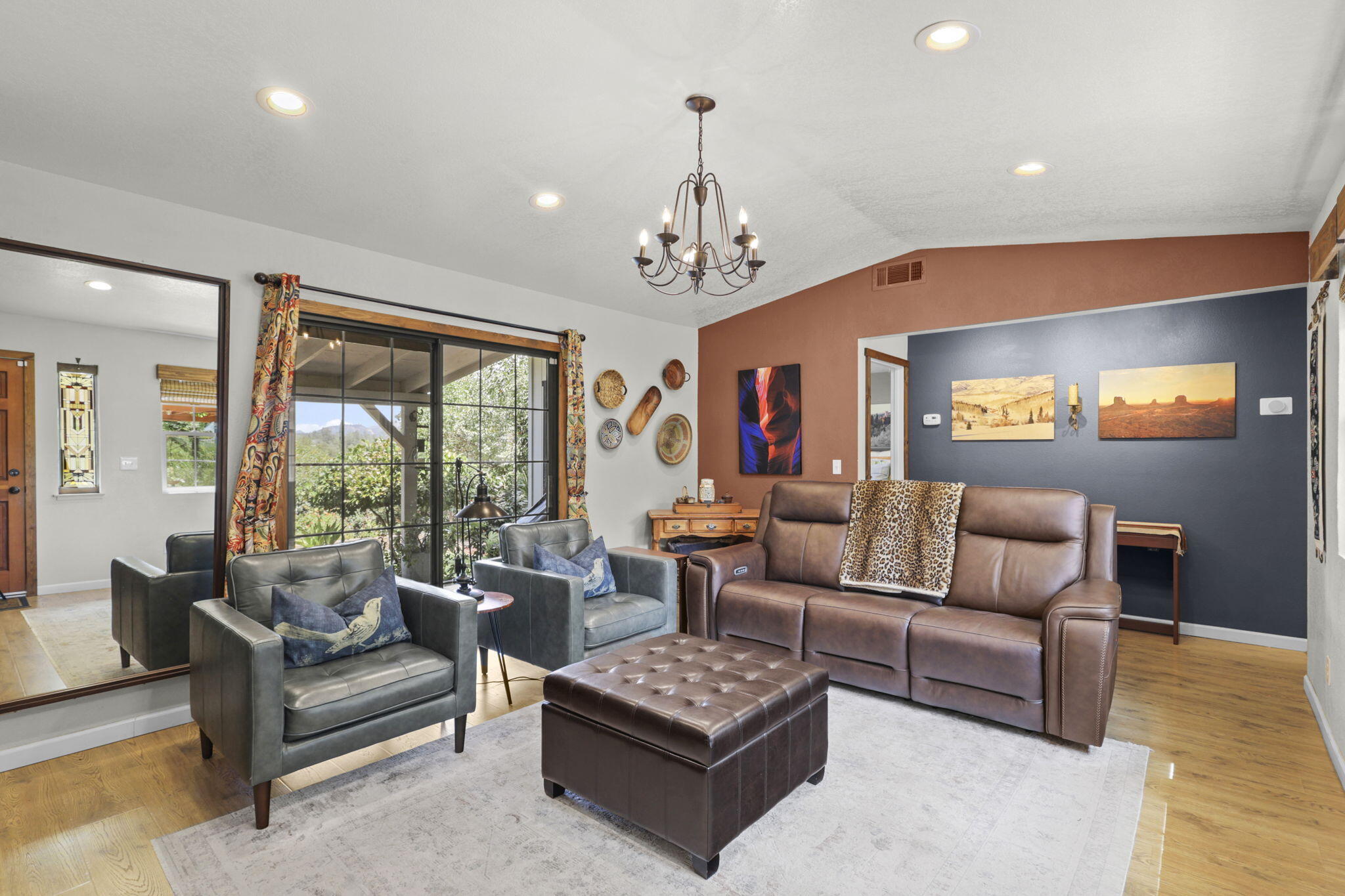 Residential in Shasta Lake 5