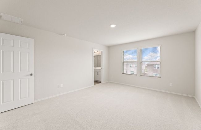 425 Ibis Falls Loop, House other with 3 bedrooms, 3 bathrooms and null parking in Jarrell TX | Image 9
