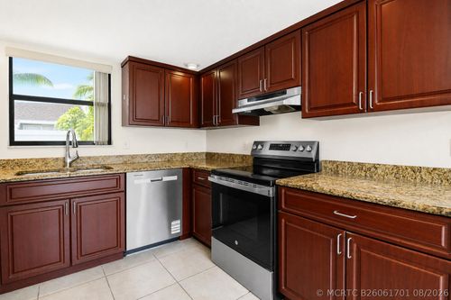 11b-202 Lakewood Dr, Jupiter, FL, 33458-5813 | Card Image