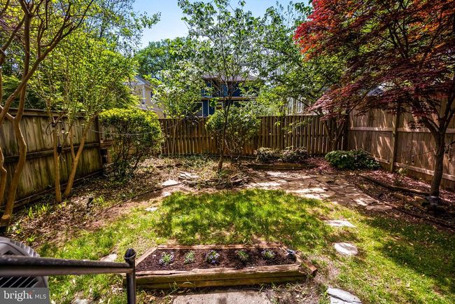 319 Hume Ave, Home with 2 bedrooms, 2 bathrooms and null parking in ALEXANDRIA VA | Image 24